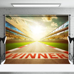 Aperturee - Siegersportplatz steht vor olympischer Sportkulisse