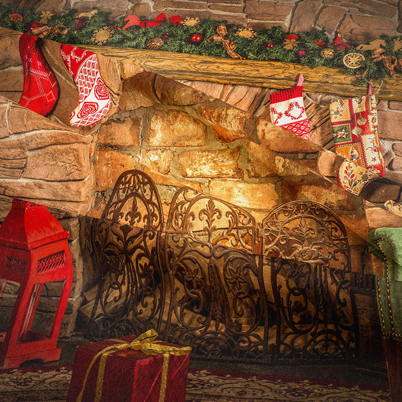 Aperturee - Vintage Kamin grünes Sofa Weihnachtshintergrund