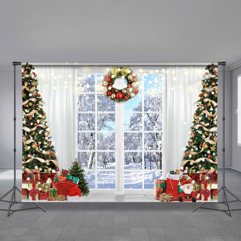 Aperturee - Ballkranz weißer Vorhang verschneite Weihnachtskulisse
