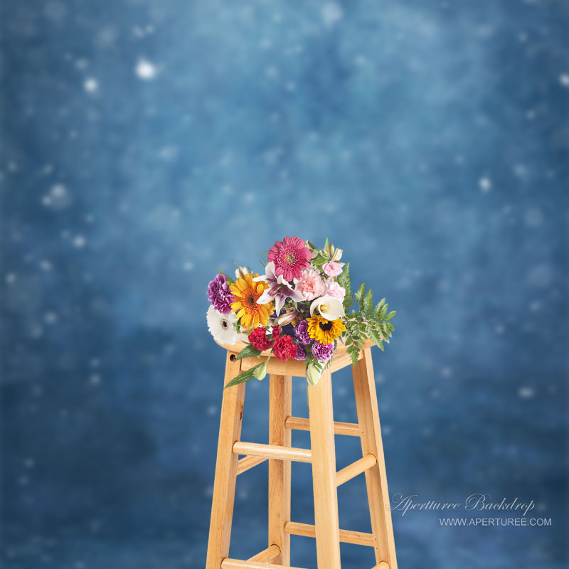 Aperturee - Bokeh Snow Blue Fine Art Portrait Studio Hintergrund
