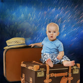 Aperturee - Fotoshooting Hintergrund mit kalten sturmblauen Regentropfen