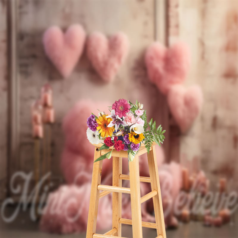 Aperturee - Flaumige rosa Herz Kerzen Wand Valentinstag Hintergrund