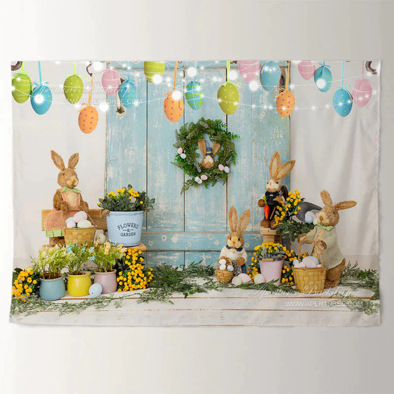 Aperturee - Osterhase hält hier an und beleuchtet Eier im Hintergrund