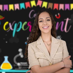 Aperturee - Experimentieren Sie mit uns im Hintergrund Chemie zum Schulanfang