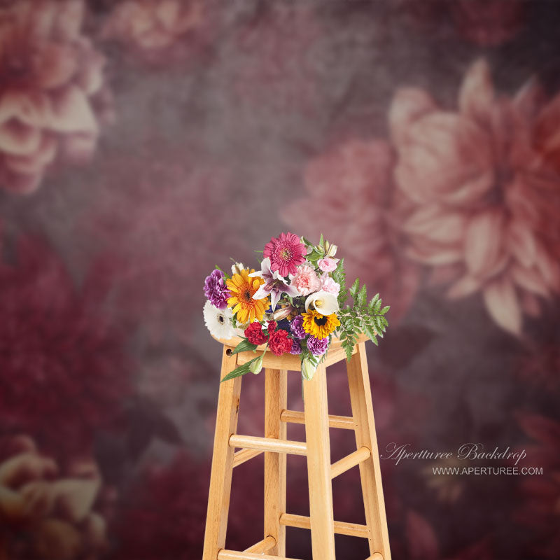 Aperturee - Floraler weinroter Fine Art Umstandsfoto Hintergrund