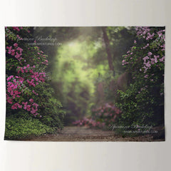 Aperturee - Nebliger rosa Blumenwald Osterhintergrund für Foto