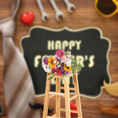 Aperturee - Gentleman Krawatte Bart hölzerne Vatertags Hintergrundidee