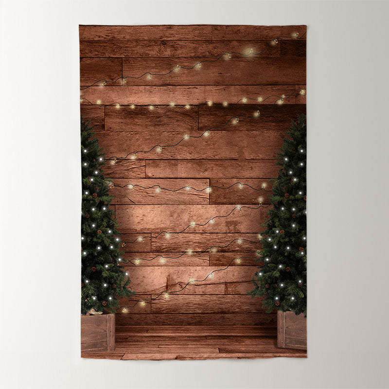 Aperturee - Grüner Baum mit hellem Streifenholz Weihnachtshintergrund
