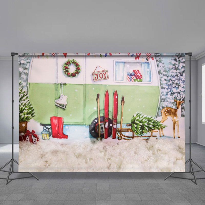 Aperturee - Joy Green Truck Skate Verschneite Weihnachtskulisse