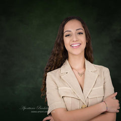 Aperturee - Harmonischer dunkelgrüner Fotoautomaten Hintergrund für Porträts