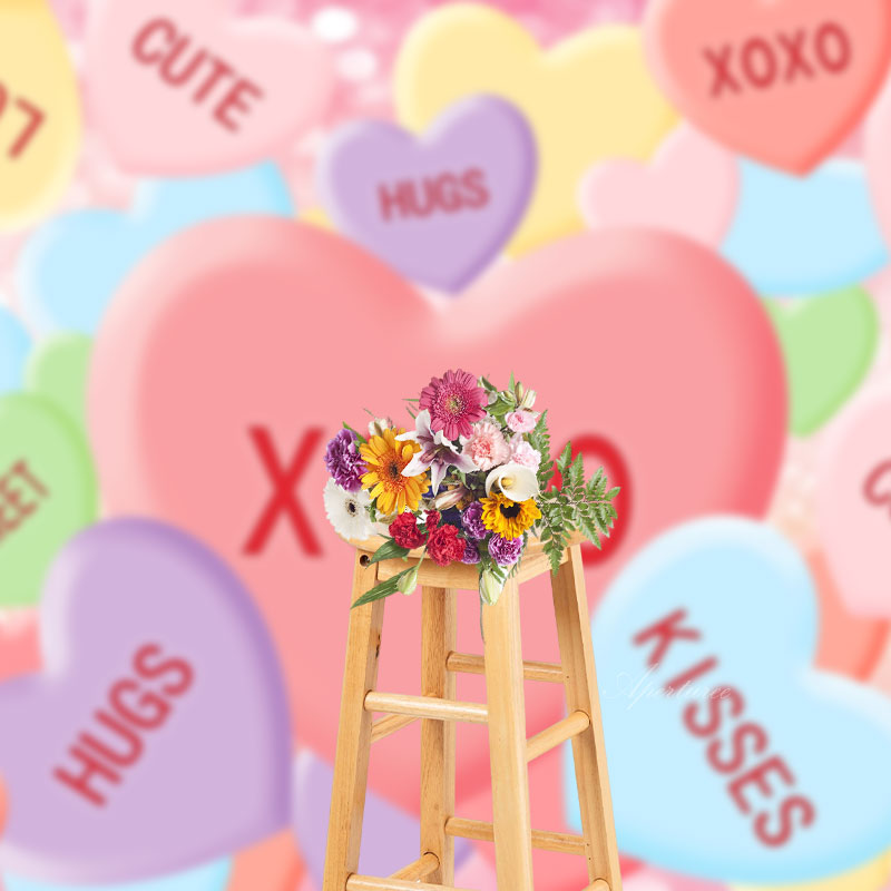 Aperturee - Umarmungen Küsse farbiges Herz Valentinstag Hintergrund