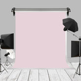 Aperturee - Hellrosa einfarbiger Hintergrund für Studiofotografie