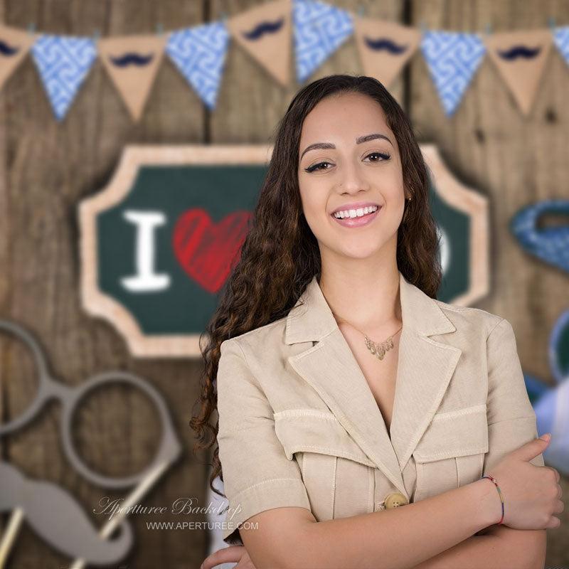 Aperturee - Liebe Vati Krawattenzange brauner Hintergrund aus Holz zum Vatertag