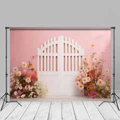 Aperturee – Fotohintergrund für Hochzeitsfotos mit rosa Wand weißem Tor und Blumenmuster