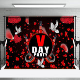 Aperturee - Rote Rosenblätter weiße Tauben Valentinstag Hintergrund