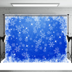 Aperturee - Glänzender Winterschneeflocken dunkelblauer Weihnachtshintergrund