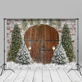 Aperturee - Schnee Kiefer Baum Holztür Licht Weihnachtshintergrund