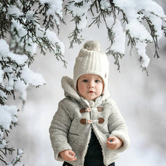 Aperturee - Winter Weihnachtsportrait Schnee Fotografie Hintergrund