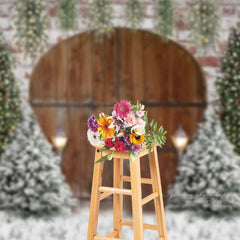 Aperturee - Schnee Kiefer Baum Holztür Licht Weihnachtshintergrund