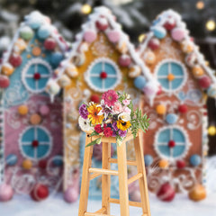 Aperturee - Verschneite Lebkuchenhaus Bokeh Weihnachtskulisse